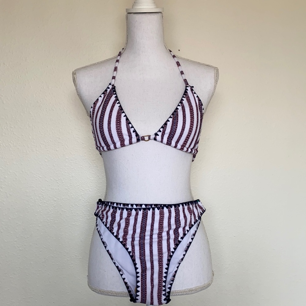 Bikini, white and brown color